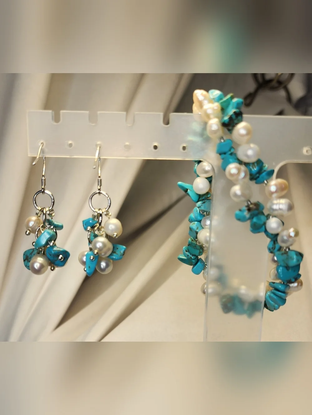 Turquoise Chip & Pearl Cluster Bracelet and Earrings Set - Women Jewelry